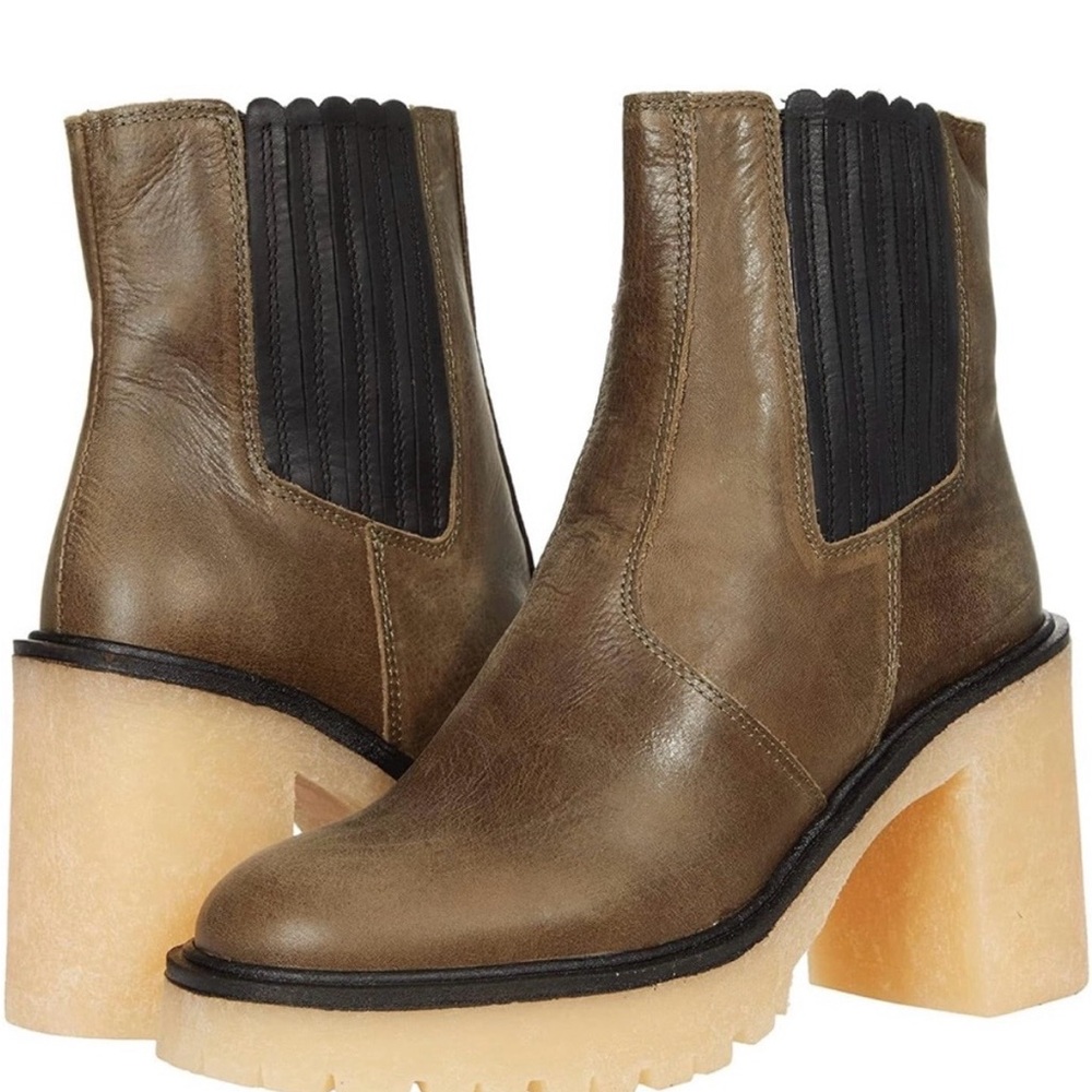 Free People Olive Leather Chelsea Boots with Black Elastic and Cream Lug Heel